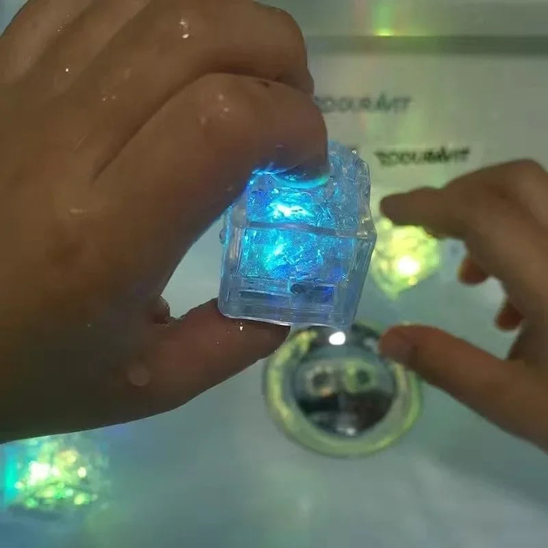 Brinquedos de Banho LED Coloridos - Diversão Iluminada na Hora do Banho! 🛁✨